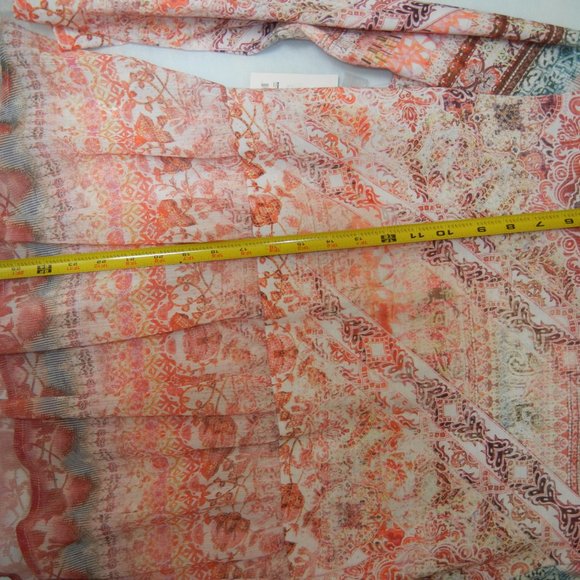 NEW! Wmn LARGE Long Sleeve Roll Tab Open Split Front Knit Top Flutter Hem NWT - Picture 14 of 14